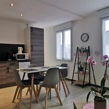 Appartement Cocooning Avec Vue Sur Les Pyrenees アルジュレス・ガゾスト エクステリア 写真